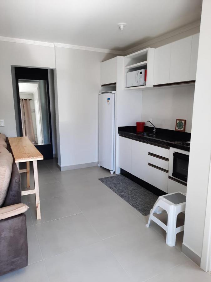 Agradavel Apartamento Em Bairro Silencioso... Камбориу Экстерьер фото