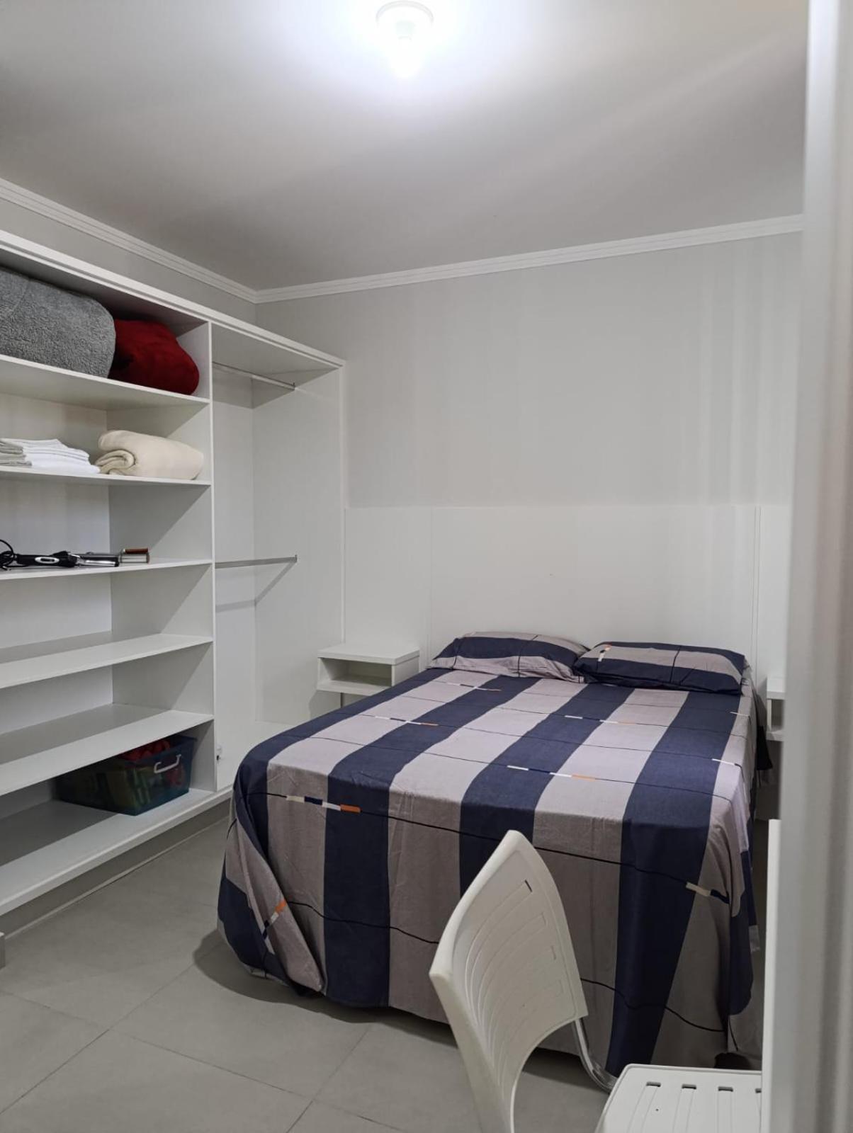 Agradavel Apartamento Em Bairro Silencioso... Камбориу Экстерьер фото